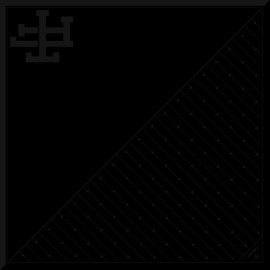 Luz Black on Black | Pre-order