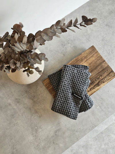 Waffle Towel 50 x70cm - DARK GREY